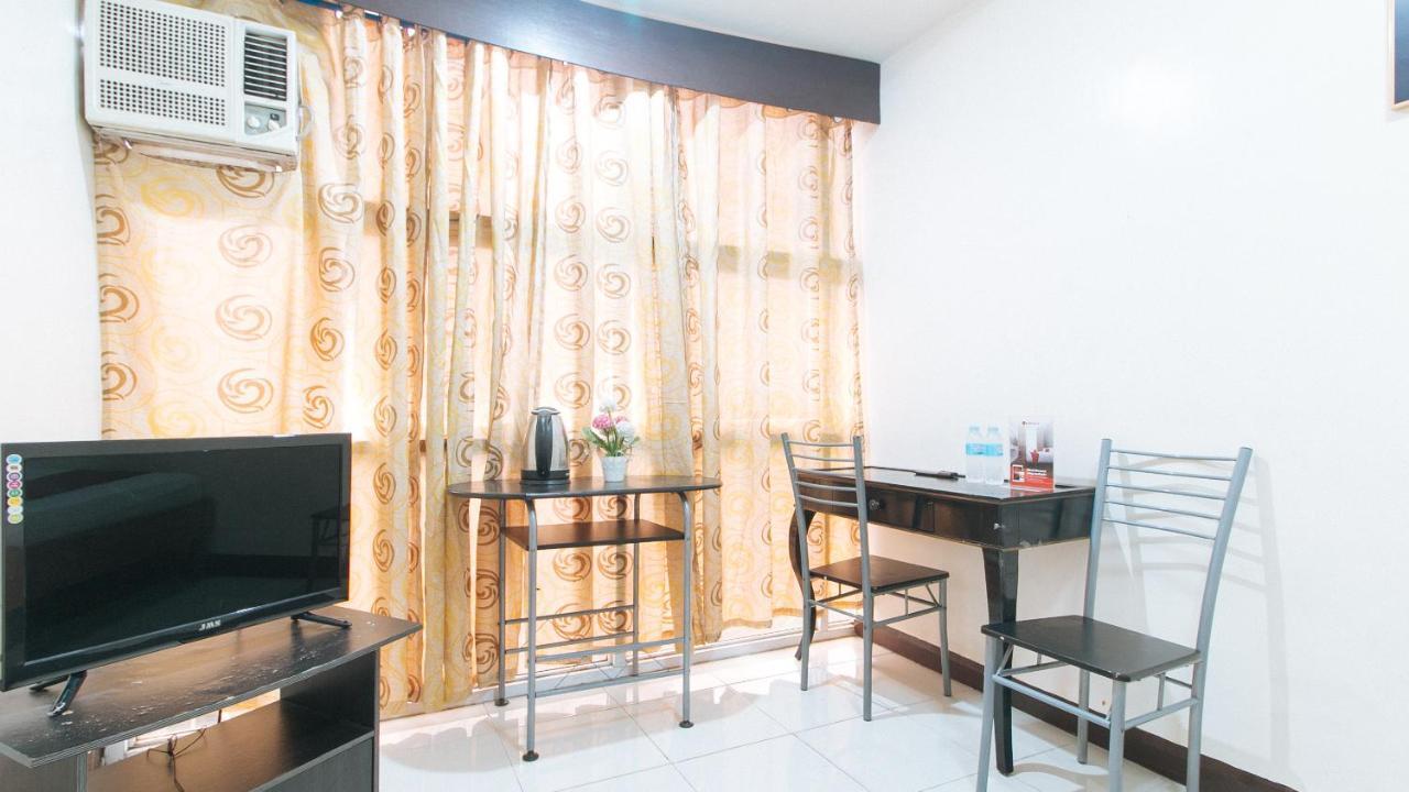 Reddoorz Plus Near Ust - Espana Hotel *